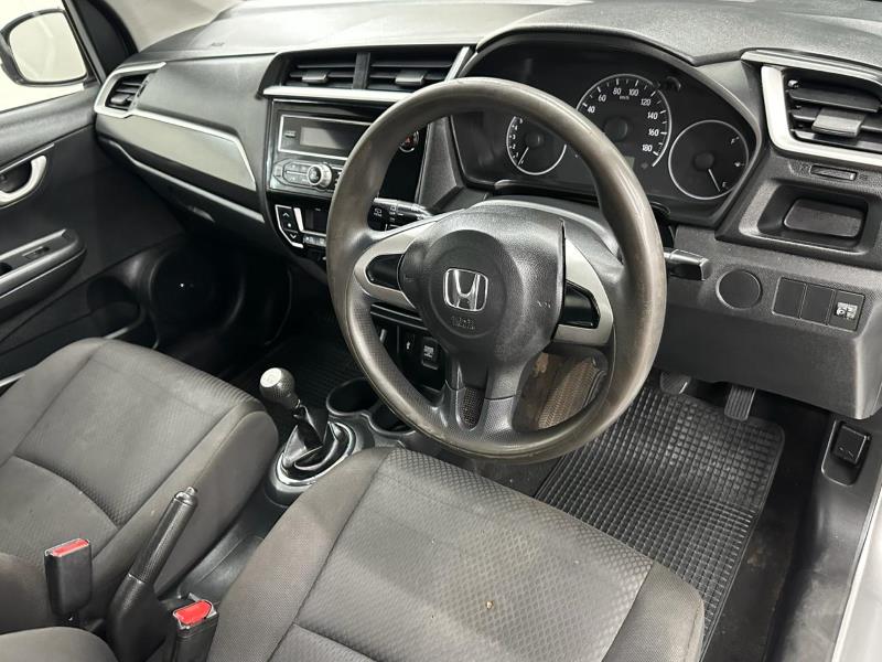 2018 Honda BR-V Trend - Image 11