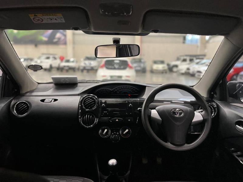 2017 Toyota Etios Cross SX - Image 17