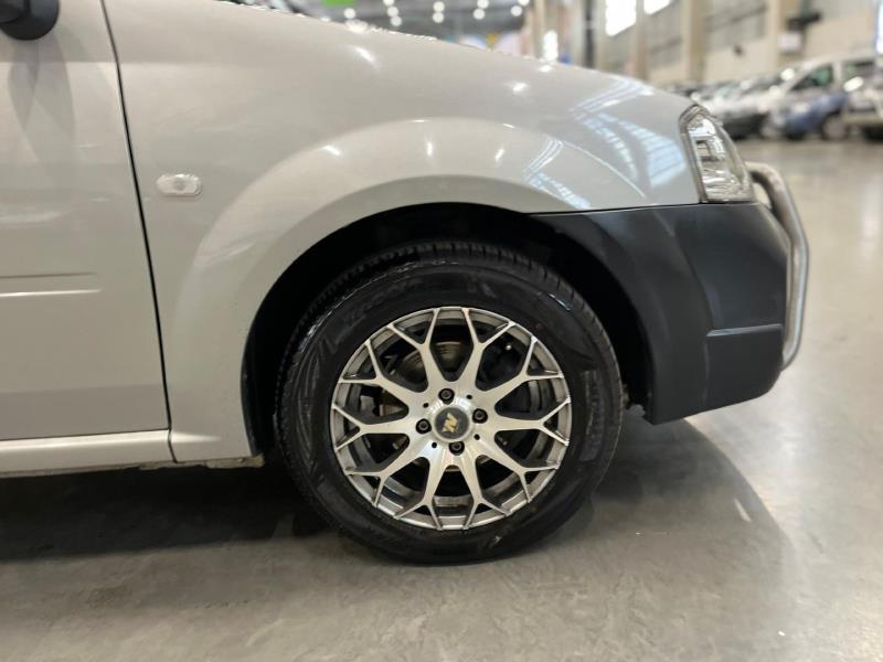 2017 Nissan NP200 ICE - Image 8