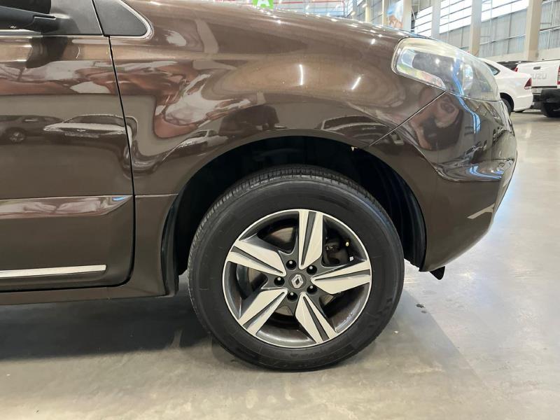 2016 Renault Koleos Dynamique 4X4 - Image 10