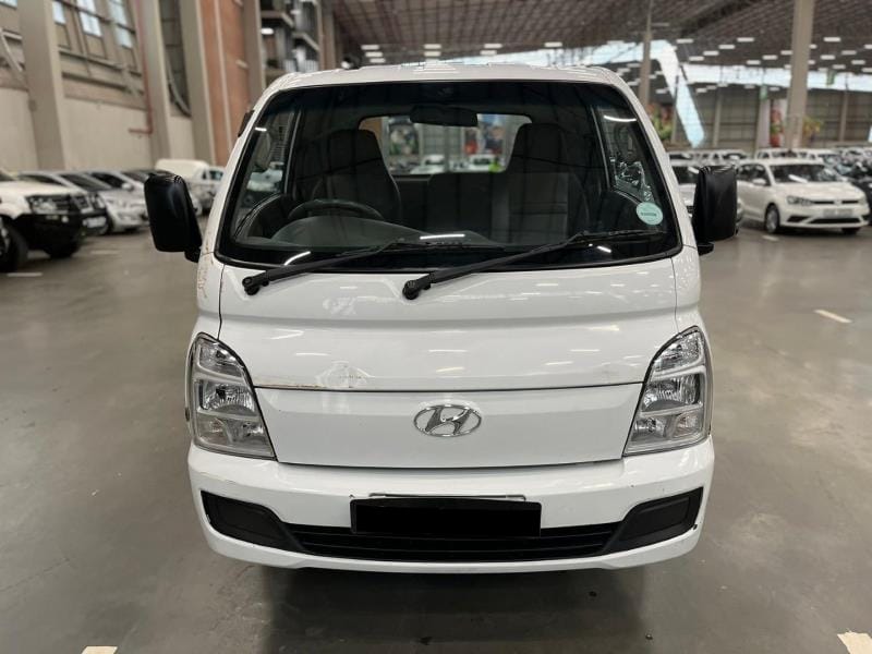 2020 Hyundai H-100 - Image 2