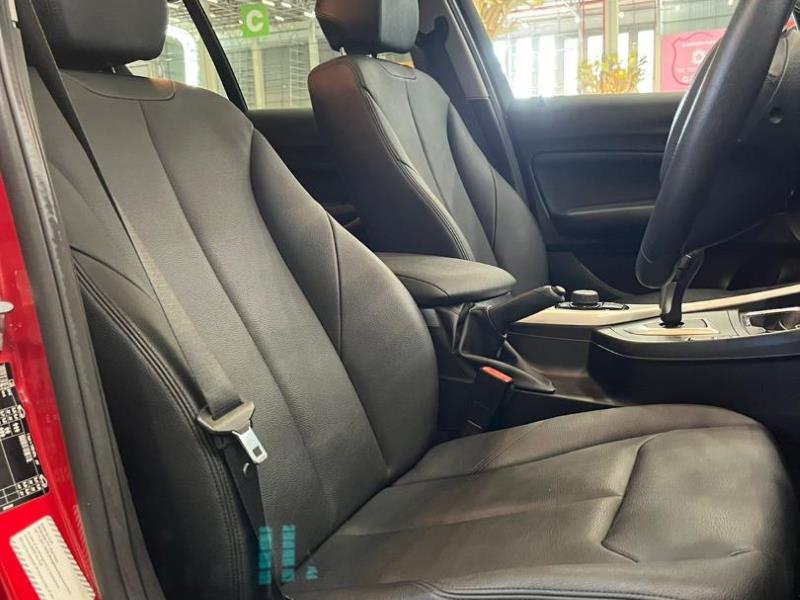 2015 BMW 1 Series 120i - Image 12