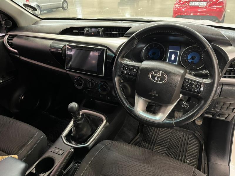 2018 Toyota Hilux Raider Dakar - Image 14