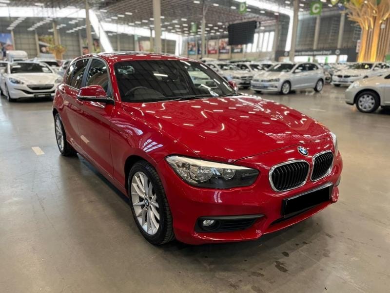 2015 BMW 1 Series 120i - Image 4