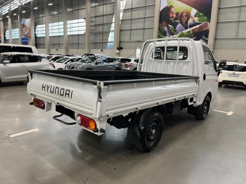 2020 Hyundai H-100 - Image 6
