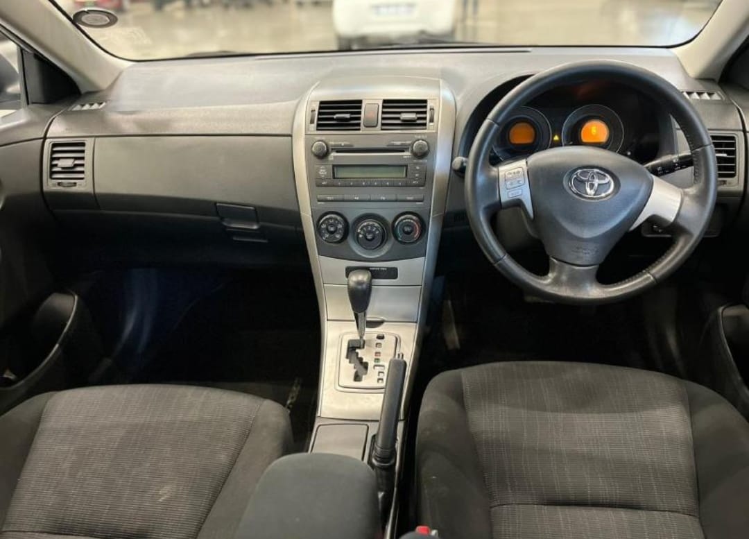 2010 Toyota Corolla Advanced - Image 8